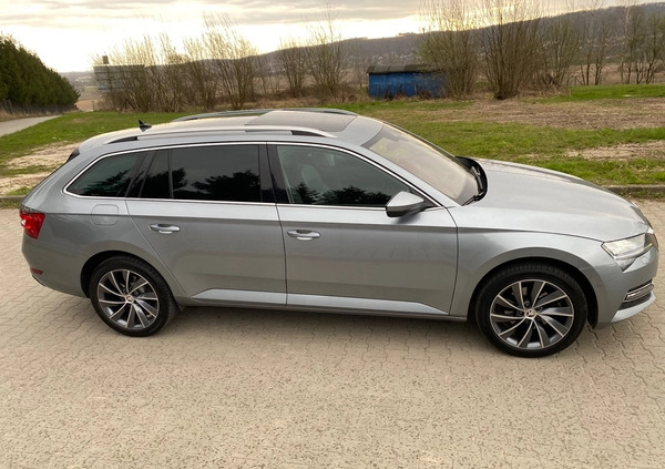 Skoda Superb cena 101900 przebieg: 177000, rok produkcji 2019 z Przemków małe 631
